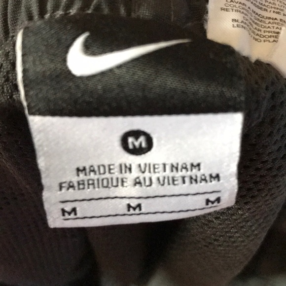 Nike Pants - Picture 4 of 4